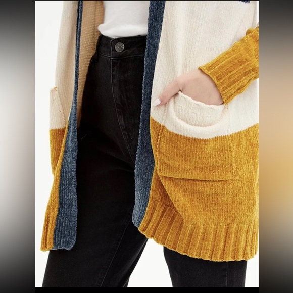 Evelyn Taylor Large Chenille Blue Yellow White Color Block Open Cardigan Pocket - Picture 3 of 4